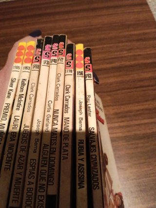 Novelas de bolsillo policiacas
