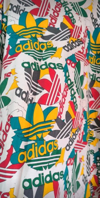 Camiseta Adidas Multicolor hombre talla XL blanca