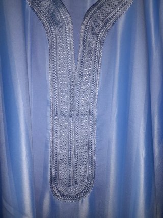 Túnica árabe azul como nueva,ancho 75 largo 140cm