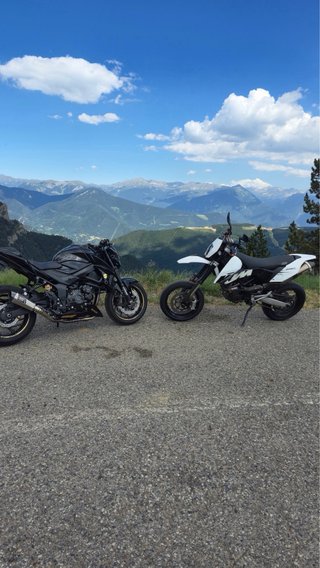 Suzuki GSXS 750cc Full