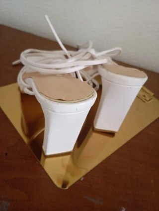 Sandalias blancas de tiras