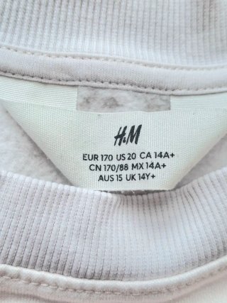 Sudadera H&M niña 14-15 años perros aventura