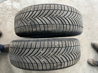 Neumático 235/60R18