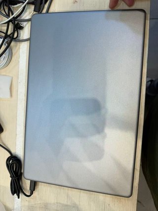 chuwi portatil , fallo no enciente pantalla