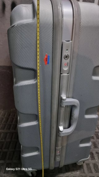 Maleta de viaje ambasador  gris con ruedas sin lla