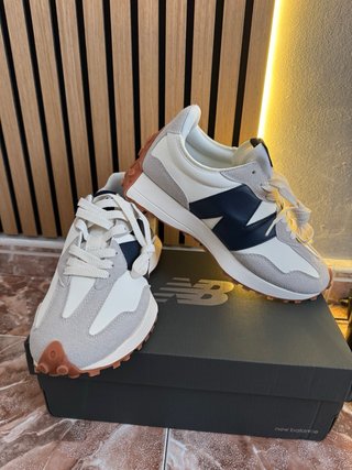 Zapatillas New Balance 327 Talla 44