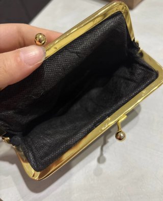 Portafoglio/portamonete nero con dettagli oro