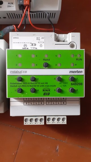 DALI domotica MERTEN Zenio KNX Fuente Alimentación
