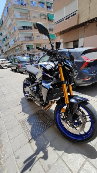 Yamaha MT-09 SP full