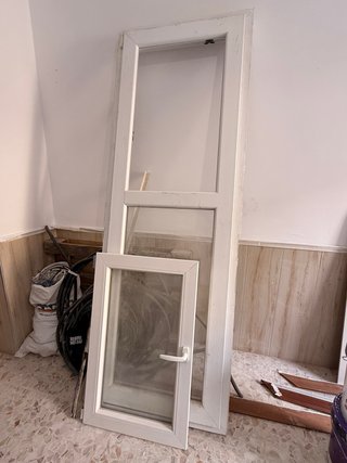 Puerta exterior PVC 2,26x0,80