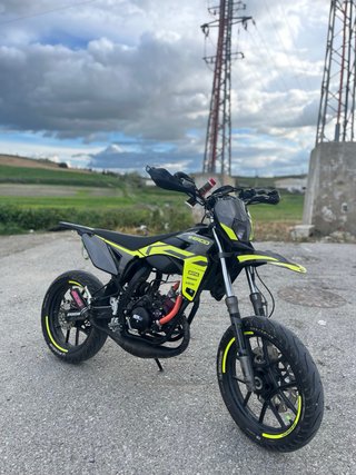 Sherco 49 Supermotard 2023 Negra/Amarilla