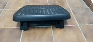 Reposapiés ergonómico negro marca Fellowell.