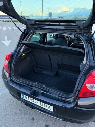 Renault Clio III 2008 Gasolina 100cv Negro 1.2Tce