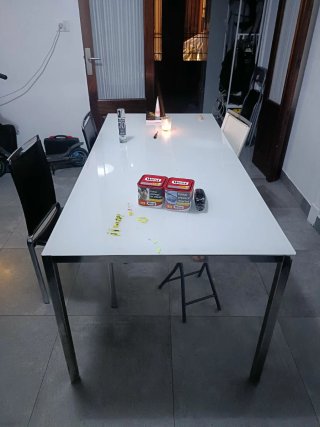 Mesa Comedor Cristal Blanco 1.90m más sillas