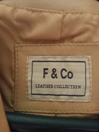 Chaqueta de piel  genuína beige