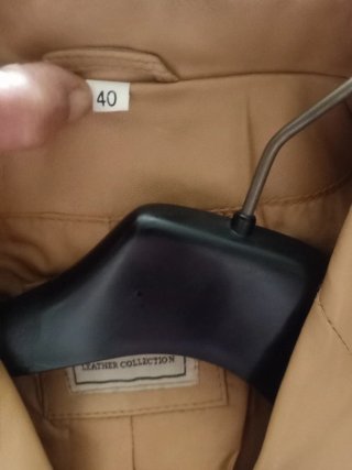 Chaqueta de piel  genuína beige