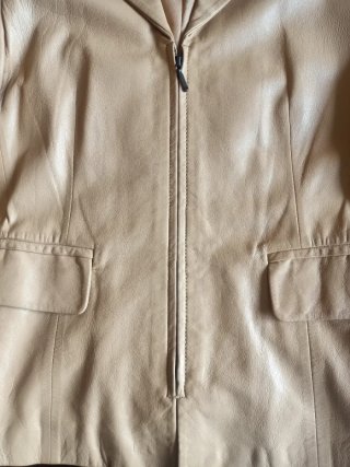 Chaqueta de piel  genuína beige