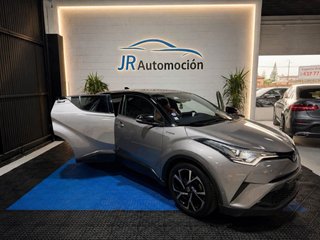 Toyota C-HR 2016