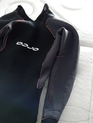 Traje de neopreno Orca Vítalis naranja
