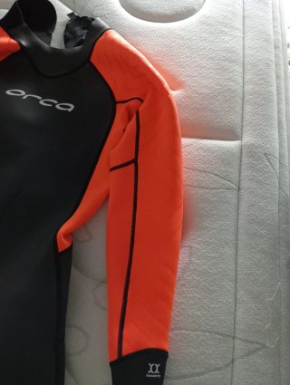 Traje de neopreno Orca Vítalis naranja