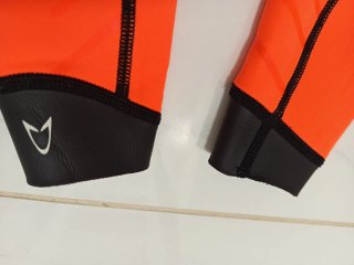 Traje de neopreno Orca Vítalis naranja