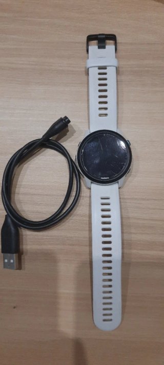 Reloj Garmin Forerunner 745 Blanco