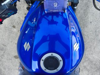 Suzuki Bandit 650 Naked Azul