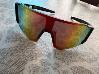 Occhiali da sole sportivi arcobaleno