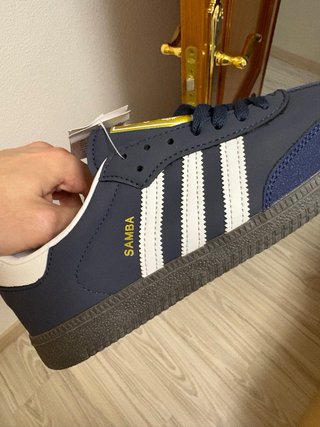 Adidas Samba Azul y Dorado