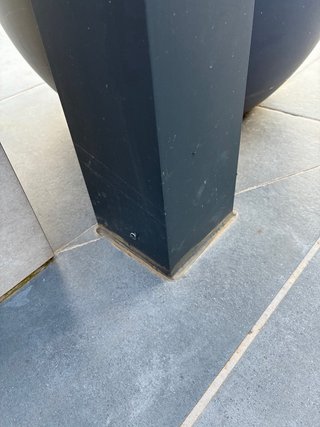 Pérgola de aluminio con toldo retráctil.