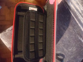 Capa Nintendo Switch Lite Bege e Vermelho