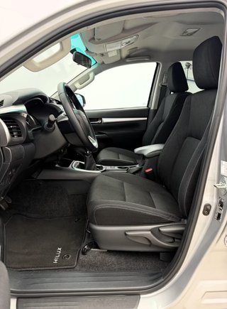 Toyota Hilux 2.8 D-4D 4x4 Manual