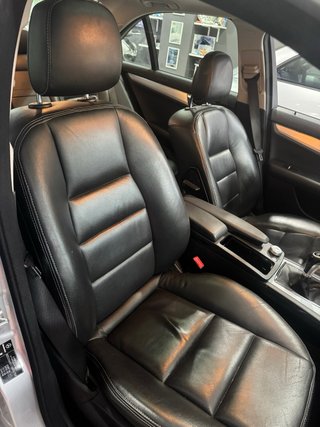 MERCEDES-BENZ 🟡 C200 CDI 136cv MANUAL TECHO CUERO
