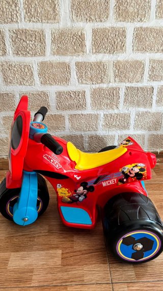 Moto Eléctrica Mickey para Niños