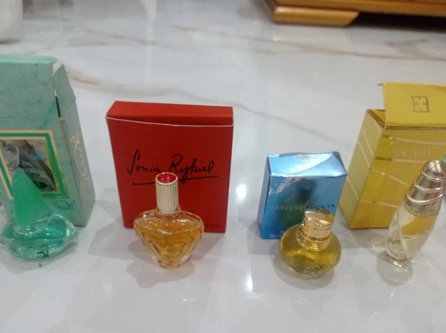 Perfumes