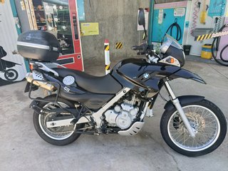 BMW 650 GS Negra