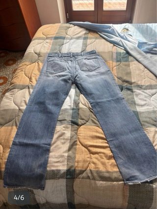 Jeans uomo strappati