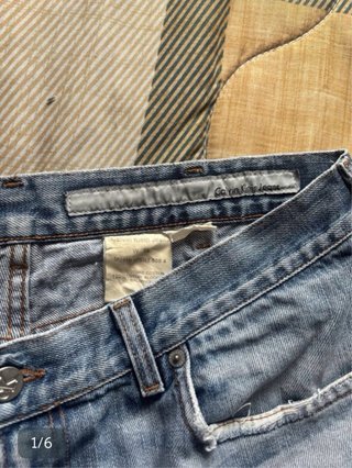 Jeans uomo strappati