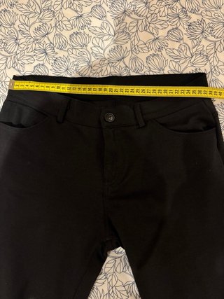 Pantalón negro largo