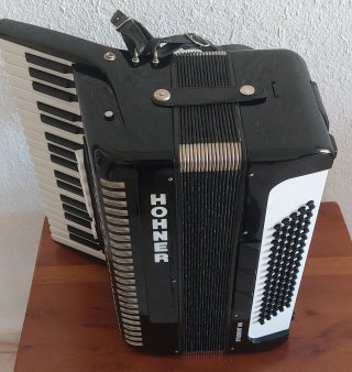 Acordeón Hohner Student 80