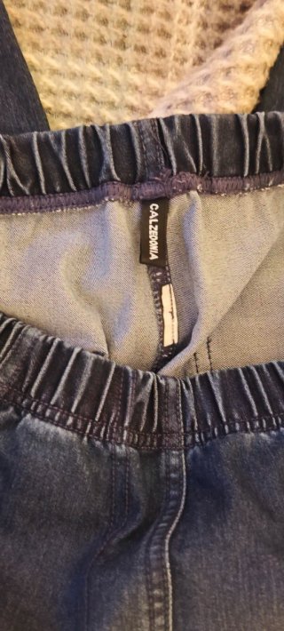 1,50€cada prenda Pantalones grises