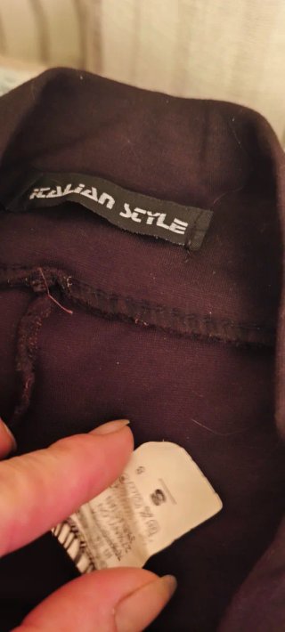 1,50€cada prenda Pantalones grises