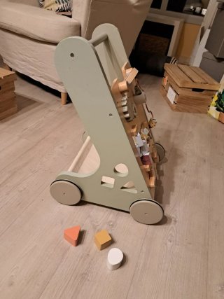Andador primeros pasos bebé madera "Little Dutch"