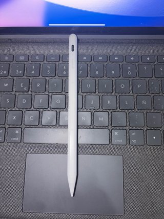 iPad Air 4ª Gen (2020) + logitech folio touch