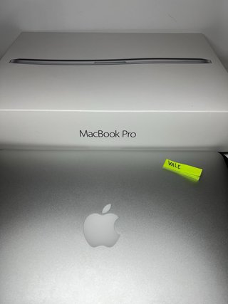 Apple Macbook Pro 13” -  Pari al NUOVO - Full Set