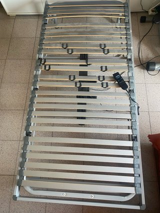 Cama articulada eléctrica con mando