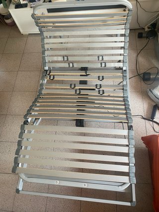 Cama articulada eléctrica con mando