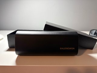 Occhiali Balenciaga Neri e Grigio