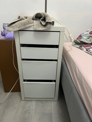 Cajonera blanca Ikea