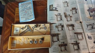 Máquina de coser antigua Alfa